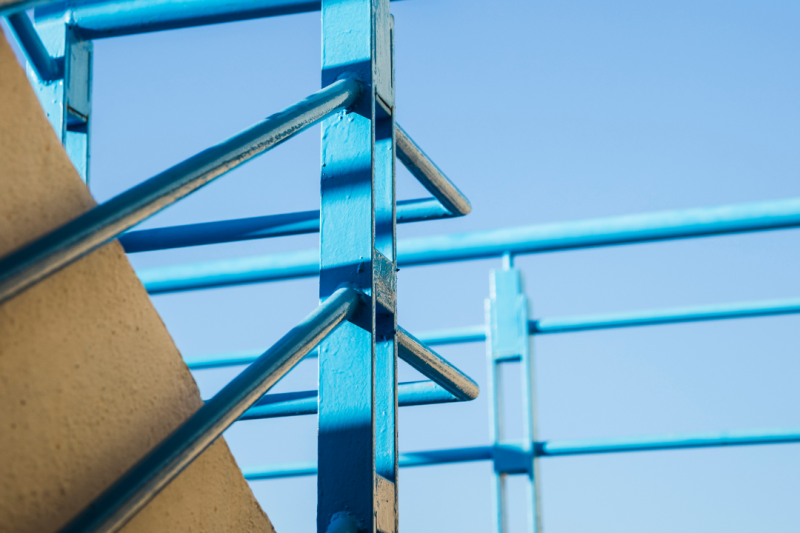 Corrimões em Aço Inox: Segurança Imediata para Seu Espaço