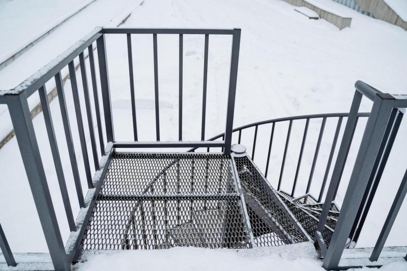 Escada Caracol de Aço: Estilo e Praticidade